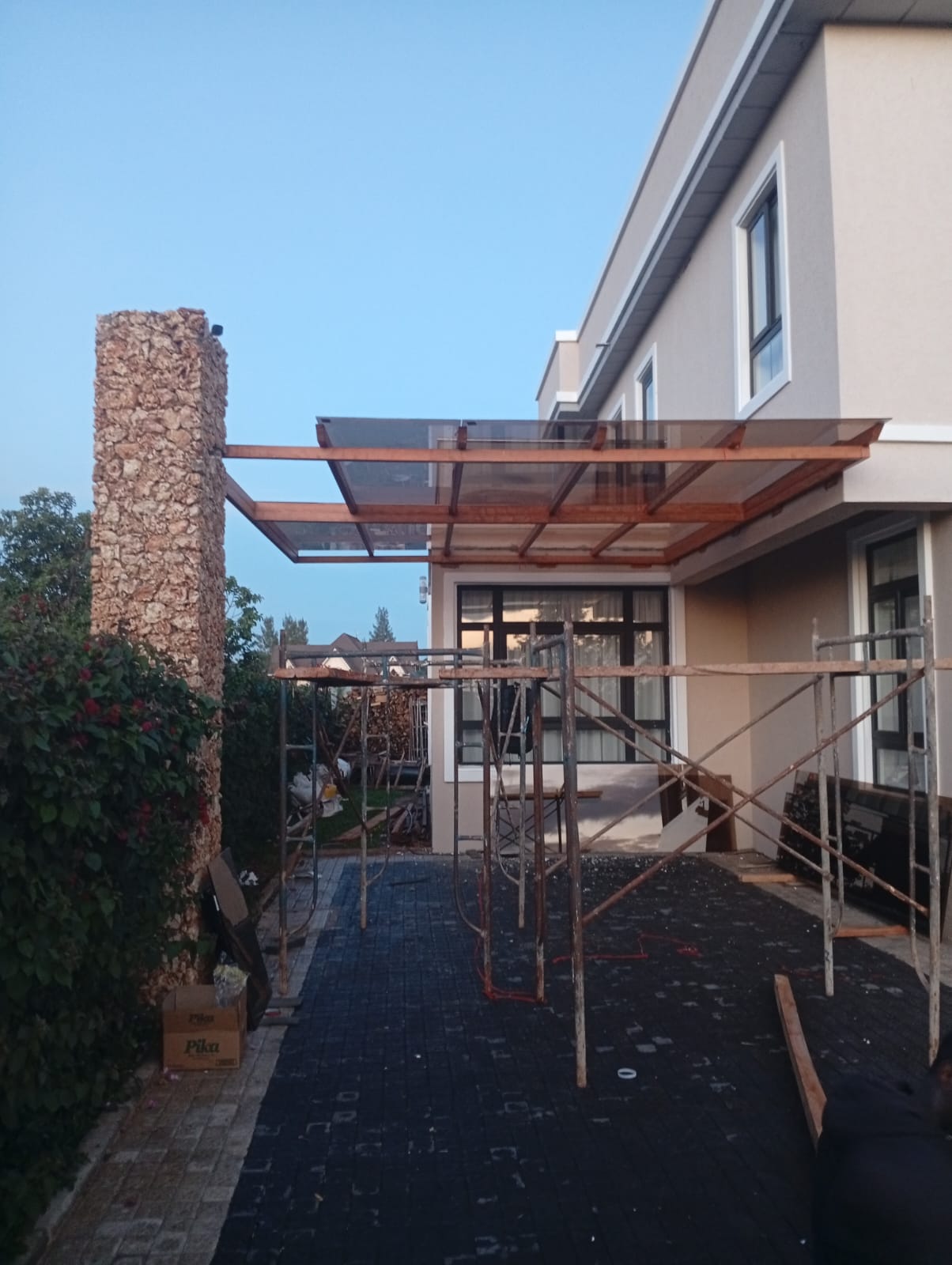 Aluminium and Glass Installation